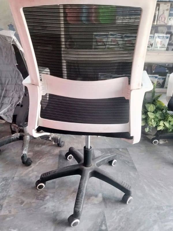 Office Chair for sale slightly Used 3