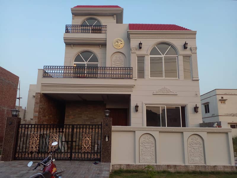 10 MARLA SPANISH BRAND NEW LUXURY HOUSE FOR SALE 11