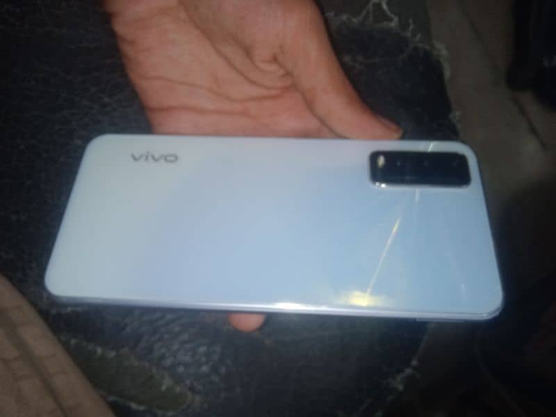 Vivo (Y-20). (4GB+64GB) 0