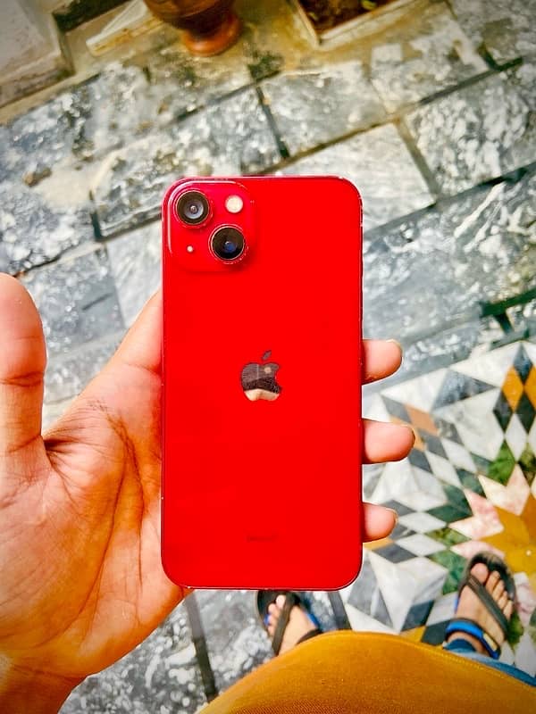 iphone 13 non pta (not jv) red colour 3