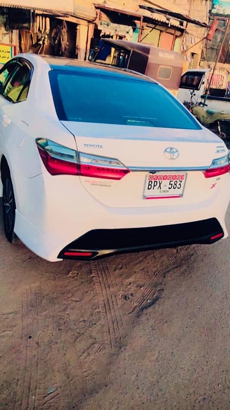 Toyota Corolla Altis 2019 4