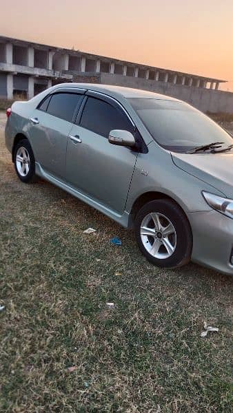 Toyota Corolla GLI 2012 10