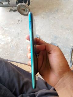 tecno sparck 4 for sale all ok ram 3 hay 32 memory hay back ruf ha