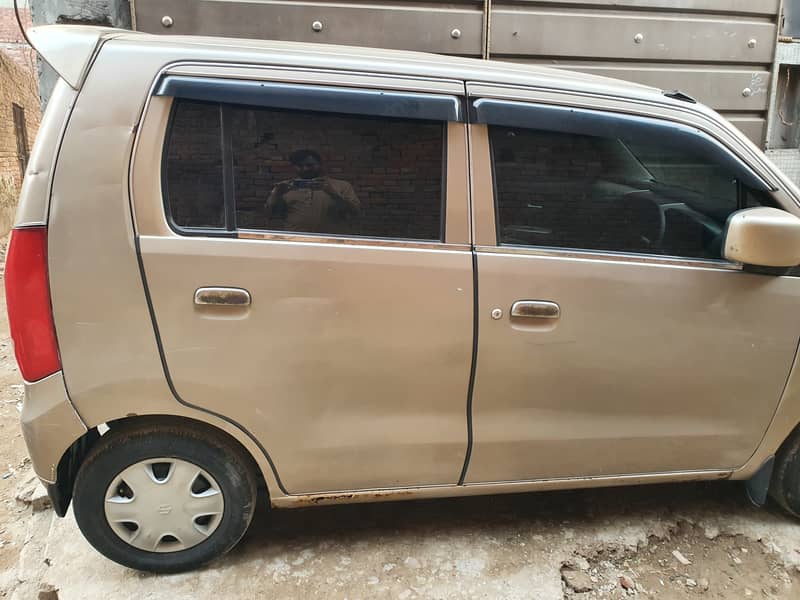 Suzuki Wagon R 2016 19