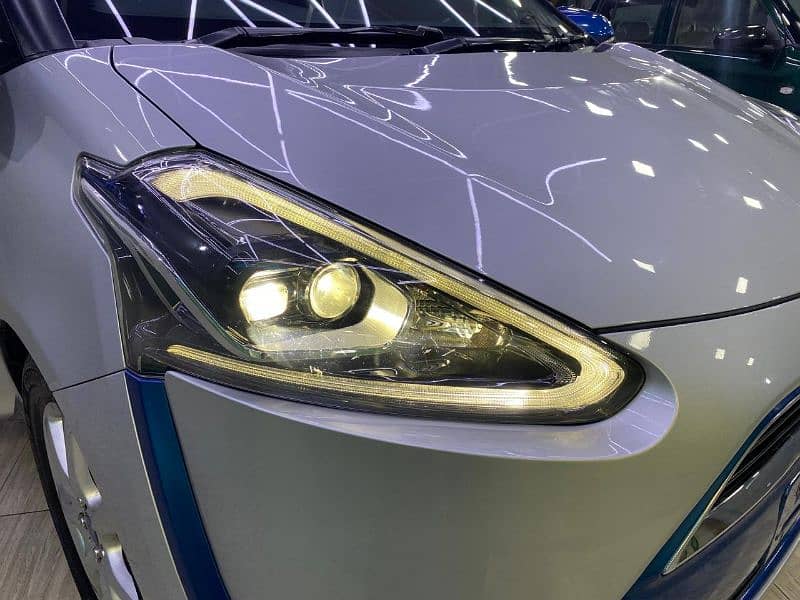 Toyota Sienta 2021 13