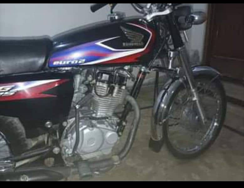 125 Honda 2017 model 2