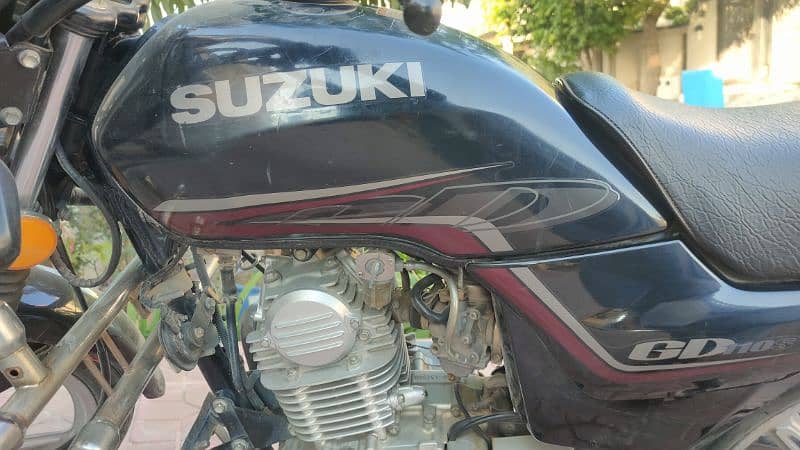 Suzuki GD 110S BLACK RYK PUNJAB 4