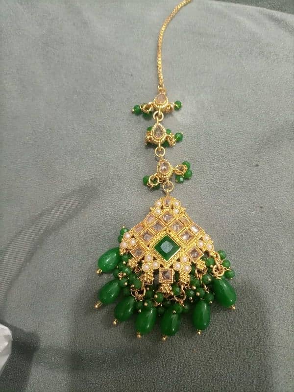 barat lehnga and jewellery 14