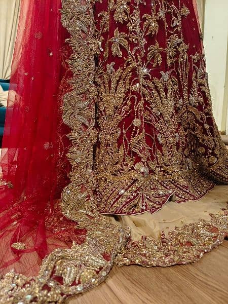 Bridal maxi with tail lehnga 0