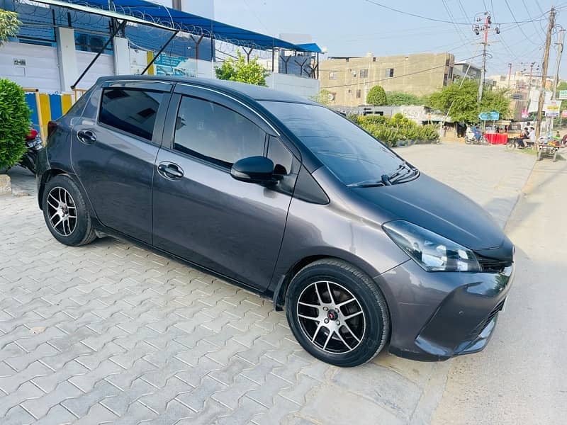 Toyota Vitz 2015/2018 with parking sensor 2