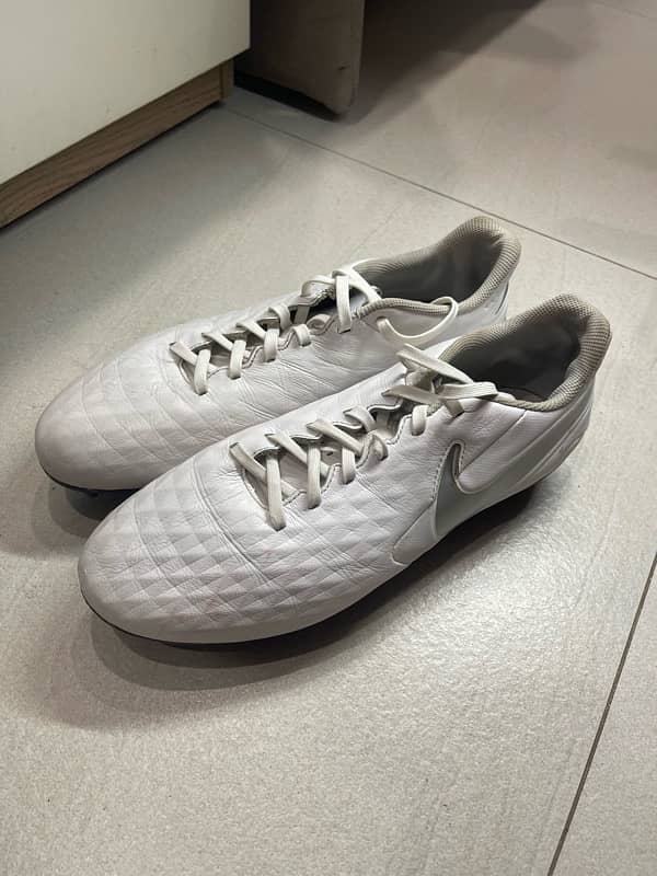 nike (tiempo) football shoes 0