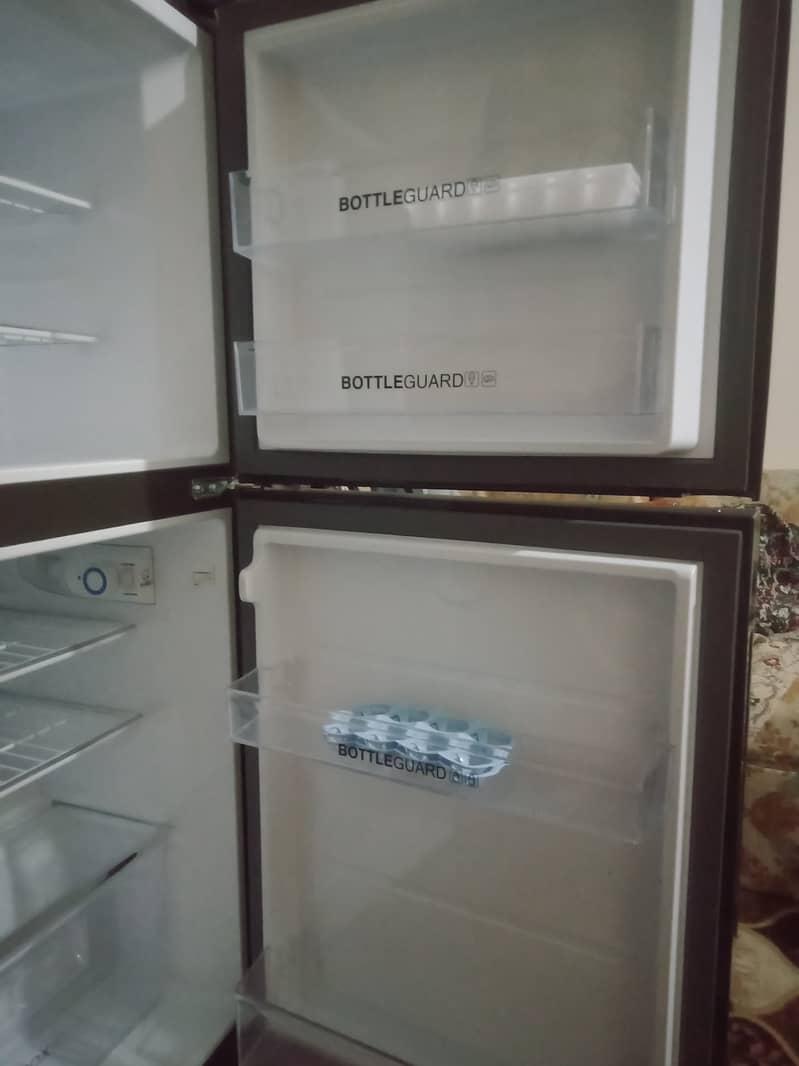 Haier E-star Refrigerator Model No. HRF-216EPB for Sale 1