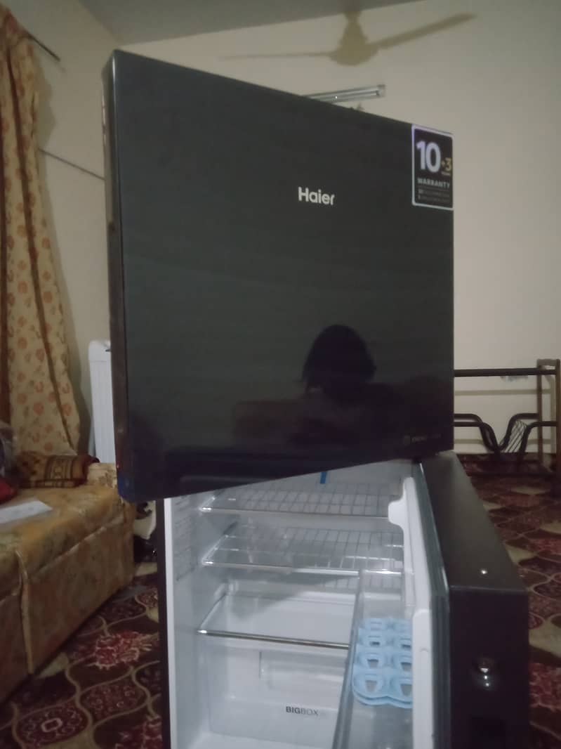 Haier E-star Refrigerator Model No. HRF-216EPB for Sale 9