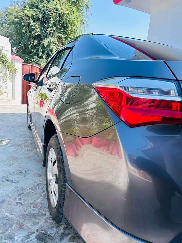 Toyota Corolla Altis X manual 2023 18