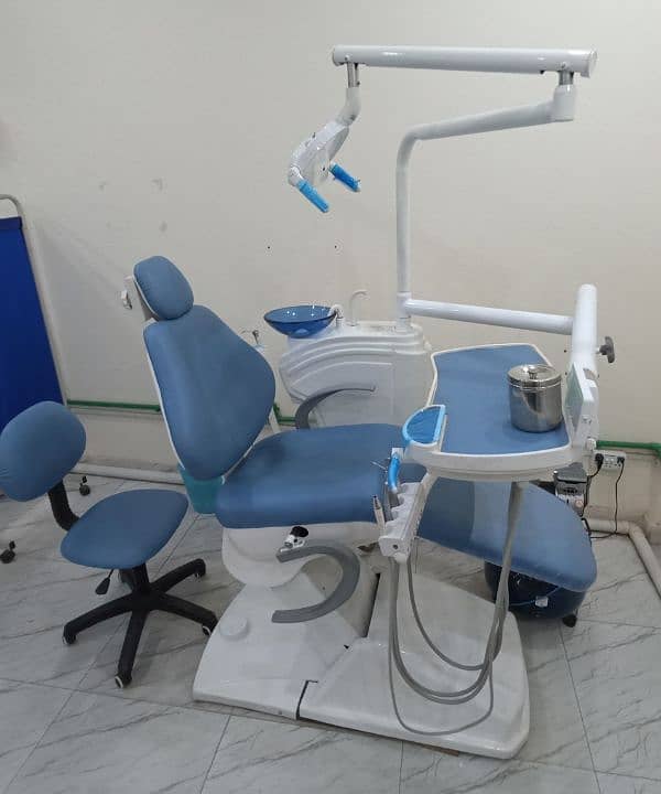 Dental Unit with LED light and built in LED Ultrasonic Scaler 0