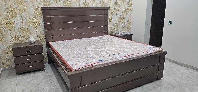 Beds king size wooden 11