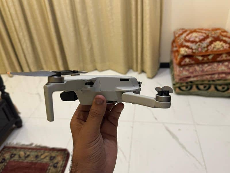 DJI MINI 2 FLY More Combo 3