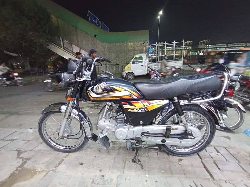 Honda CD70 0