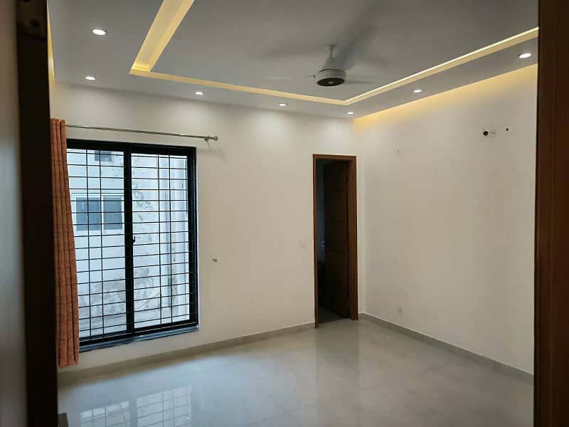 7 Marla Brand New Upper Portion In Separate Entrance Available For Rent 8