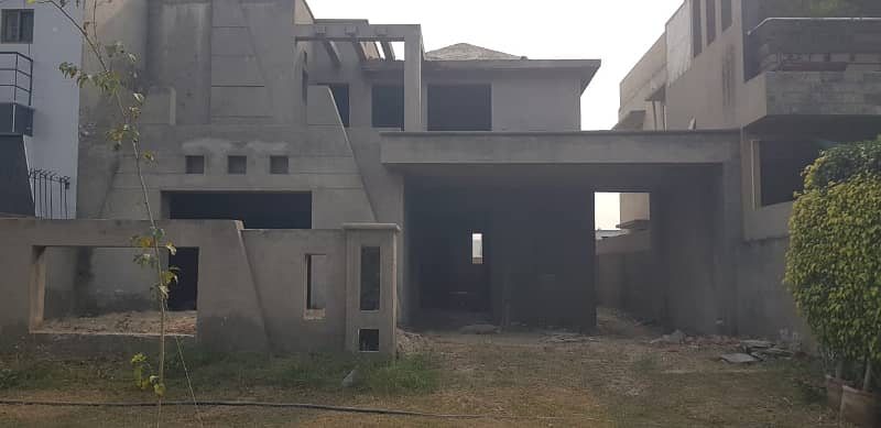 10 Marla 3 Bed Grey Structure House Ready For Finishing Block M Khayaban E Amin 1