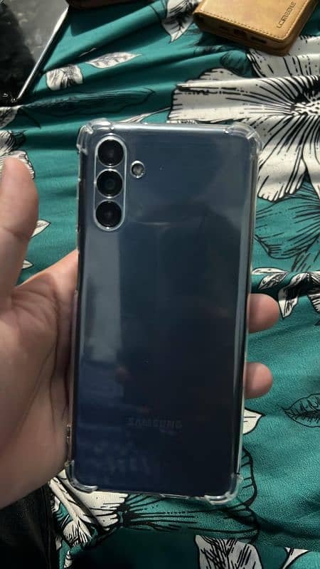 Samsung A04s Almost new 4/128 0