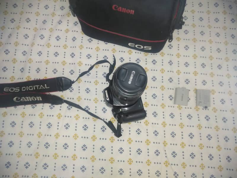 Canon DSLR Camera on sale 3