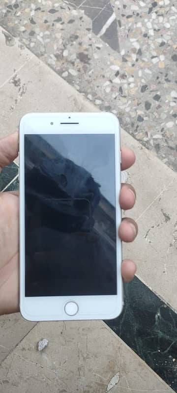 iPhone 7plus jv hai 32gm haelt 99 only Brettry change 4