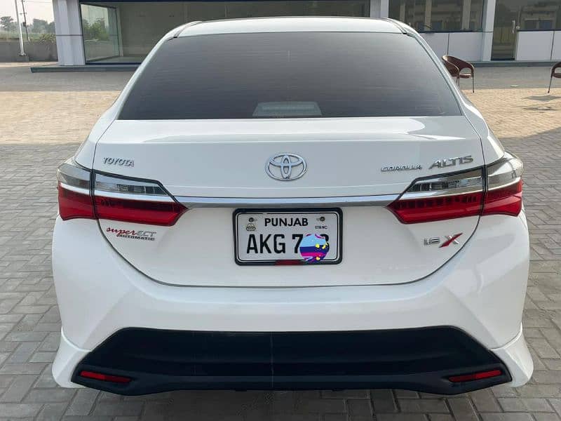 Brand New  2022 Model 1.6 Altis for Sale 5