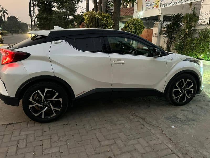 Toyota C-HR 2019 2