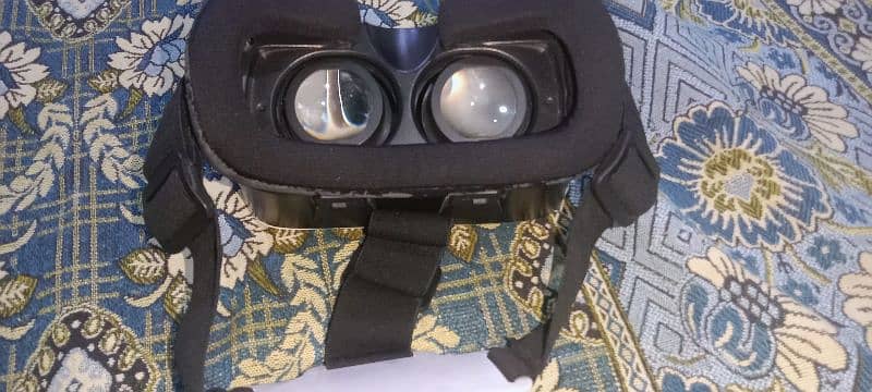 VR BOX VIRTUAL REALITY GLASSES 1