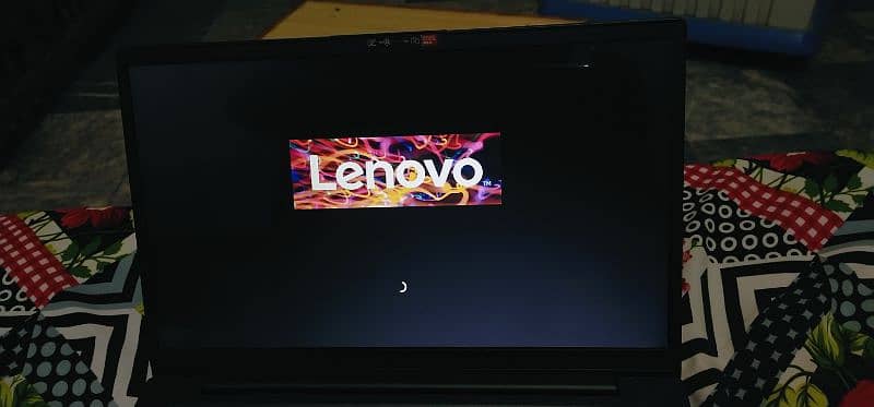 Lenovo V14 G3 2