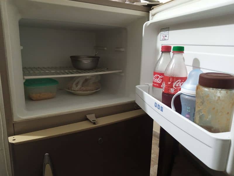 refrigerator 4