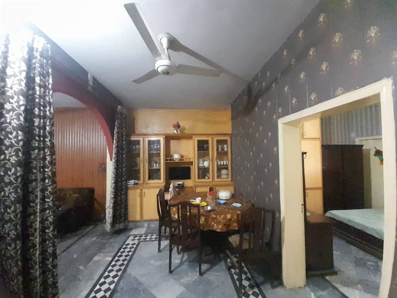 5 Marla Single Story House Available In Liaqat Coloney 3