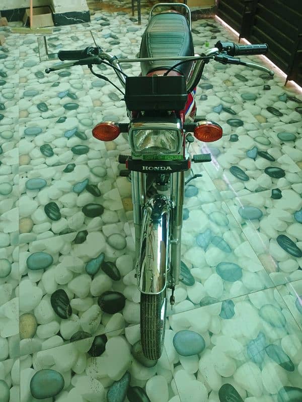 Honda 125 lush condition 3