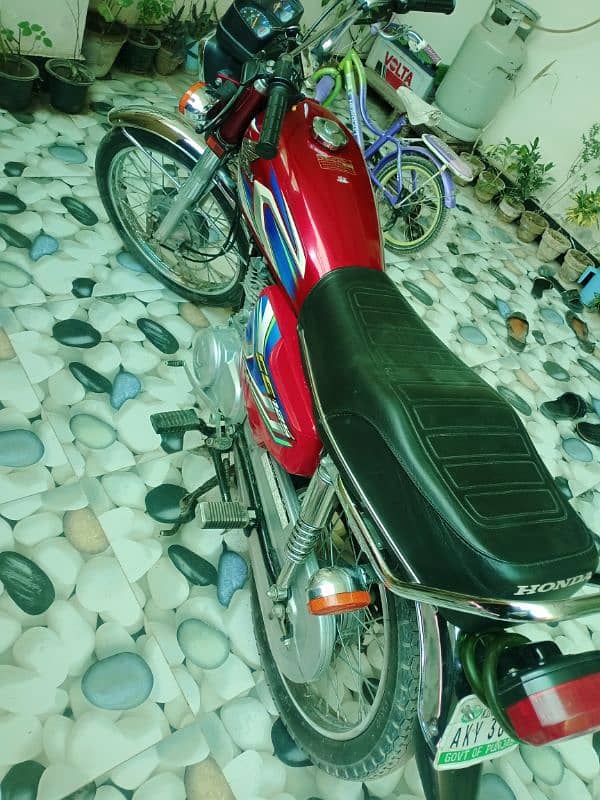 Honda 125 lush condition 5