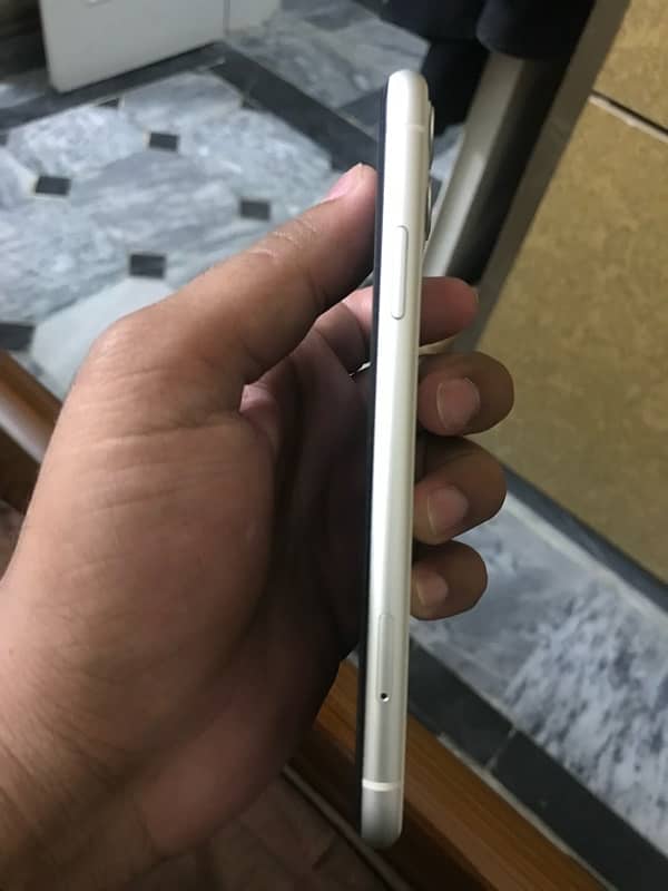 Iphone 11 128GB PTA approved 1