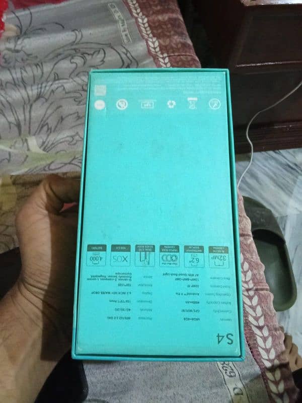 infinix 4