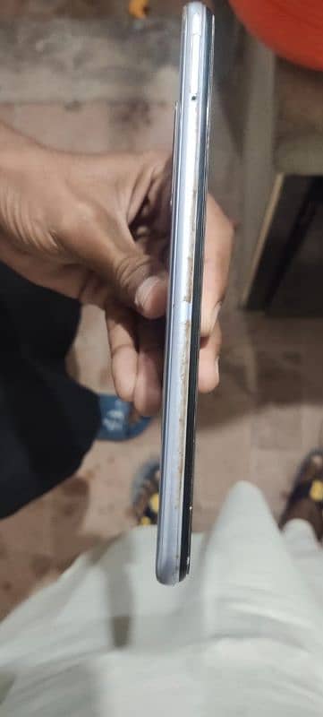 Vivo y20 . . 4.64 condition 10.8.  full accessories box okay 3