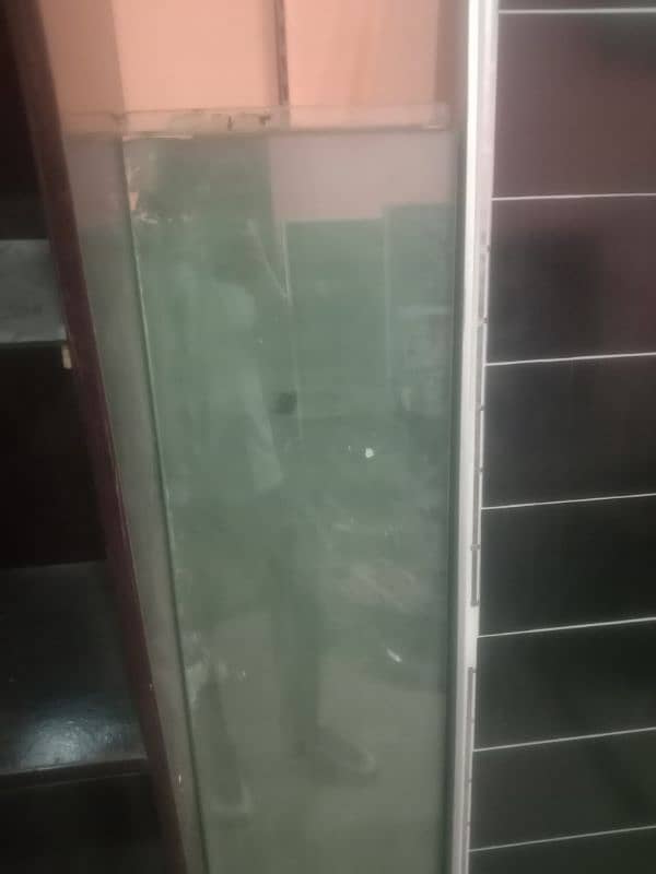 12MM Glass Shelves 0