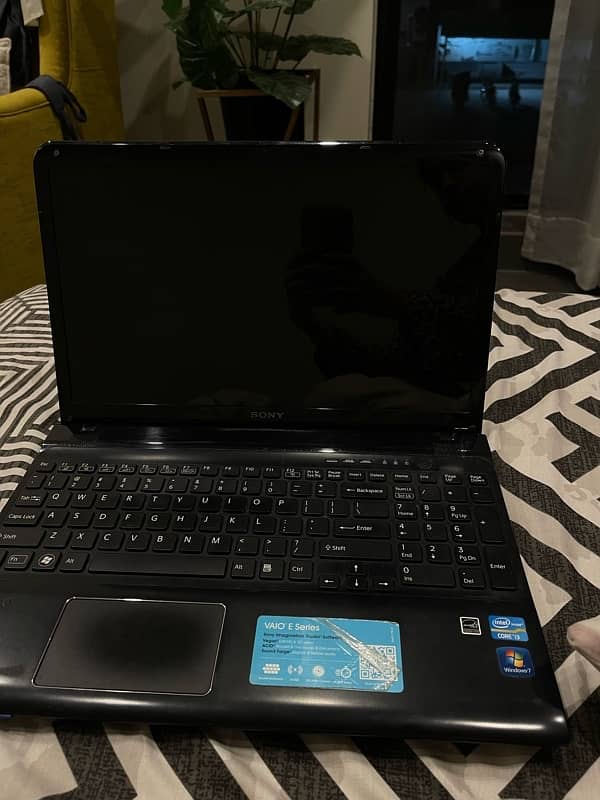 SONY LAPTOP FOR SALE 0