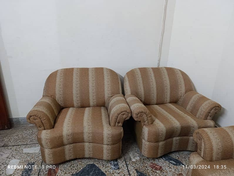 Sofa Set in good condition 1