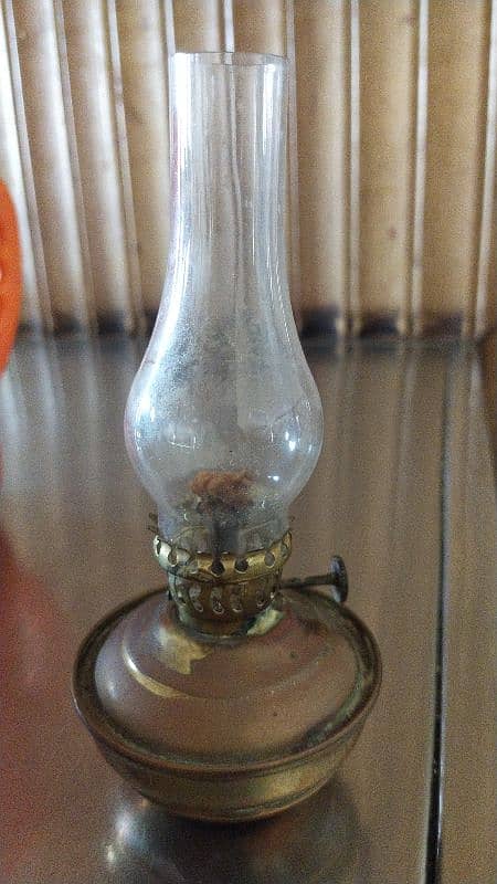 Vintage Ceramic Stoneware Oil Lamp . Condition is Used 1