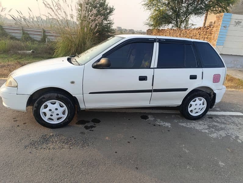 Suzuki Cultus VXR 2013 almost complete genuine 2