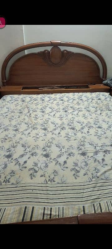 used ok's wood king size bed 1