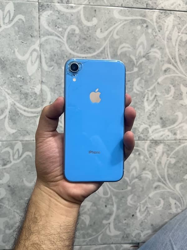 iphone  XR 2