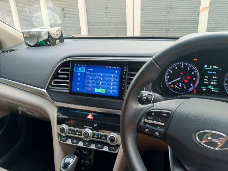 Hyundai Elantra GLS 2024 9