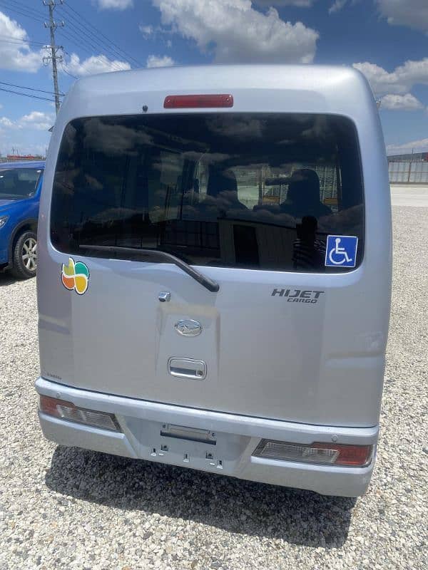 Daihatsu Hijet 2019 1