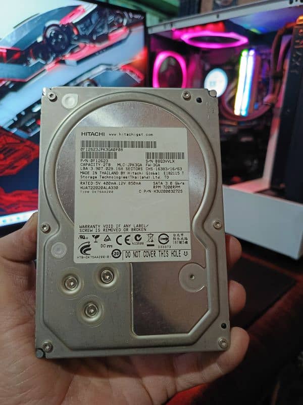 Hitachi 2TB hard drive HDD 0