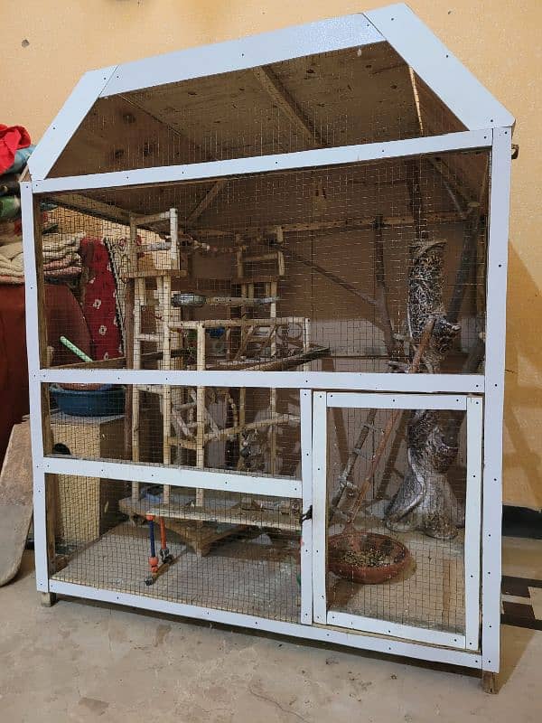 Beautiful & Stylish Wooden Cage with Parrots Stand 0