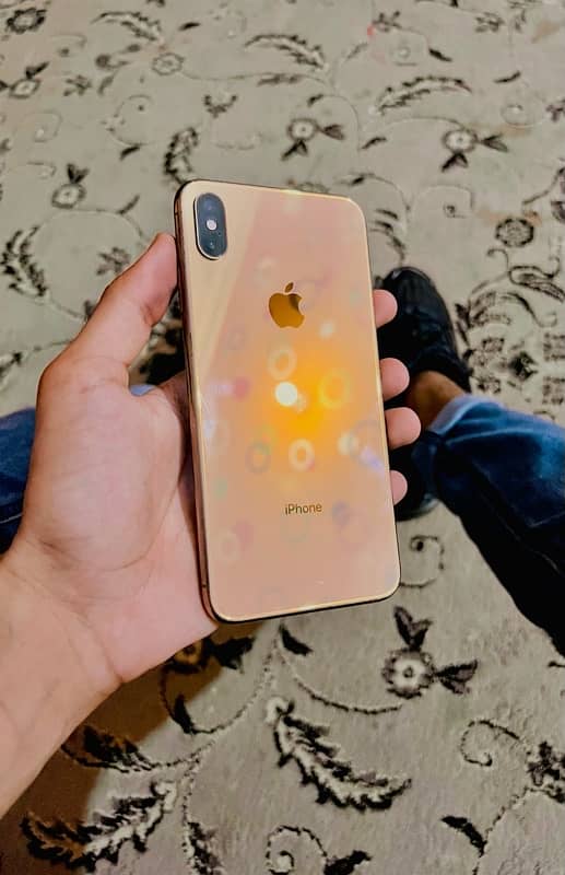 iphone XS max 256gb NON PTA golden 2